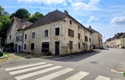 Maison Ã  
Gy