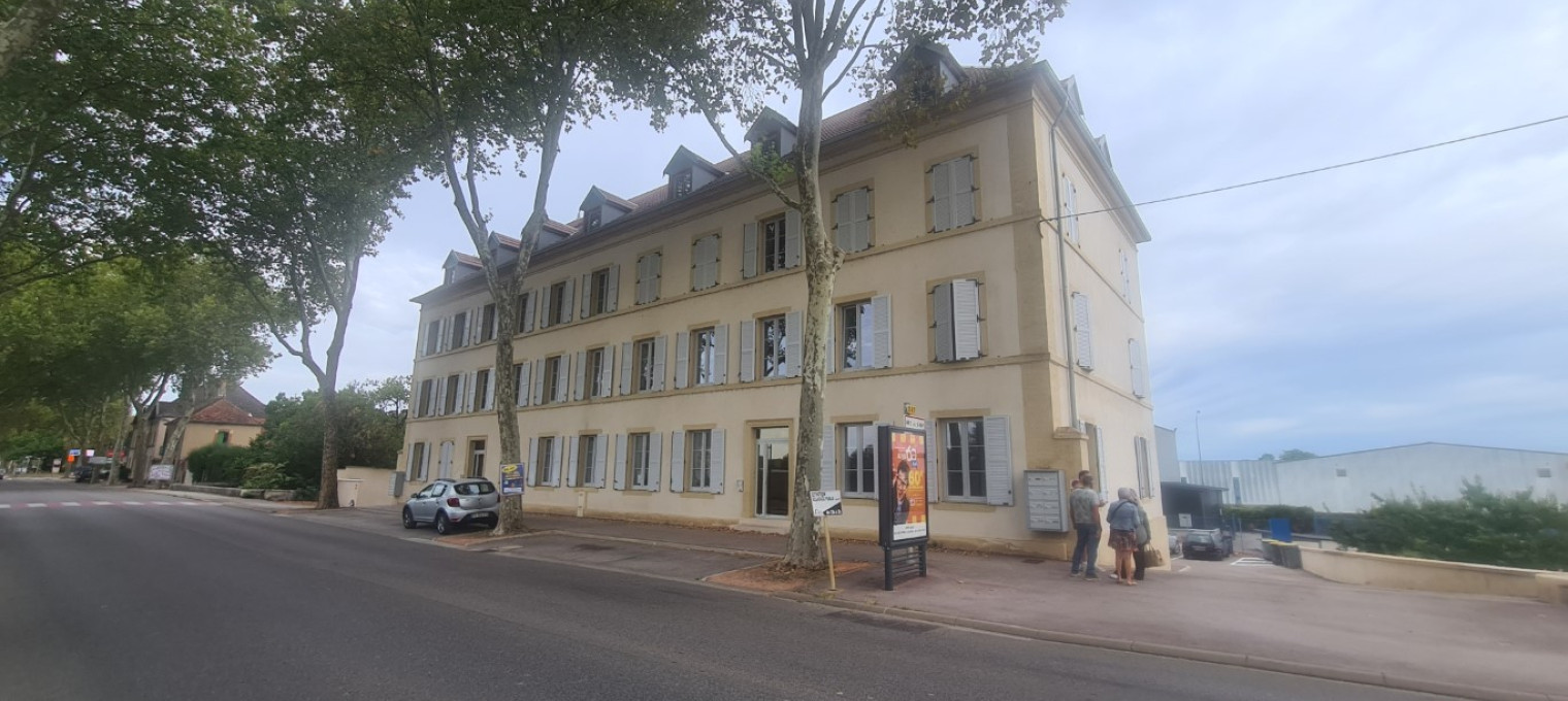 Appartement Ã  
Arc Les Gray