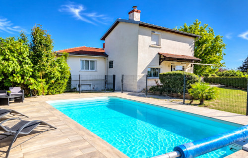 Maison Ã  
Gray