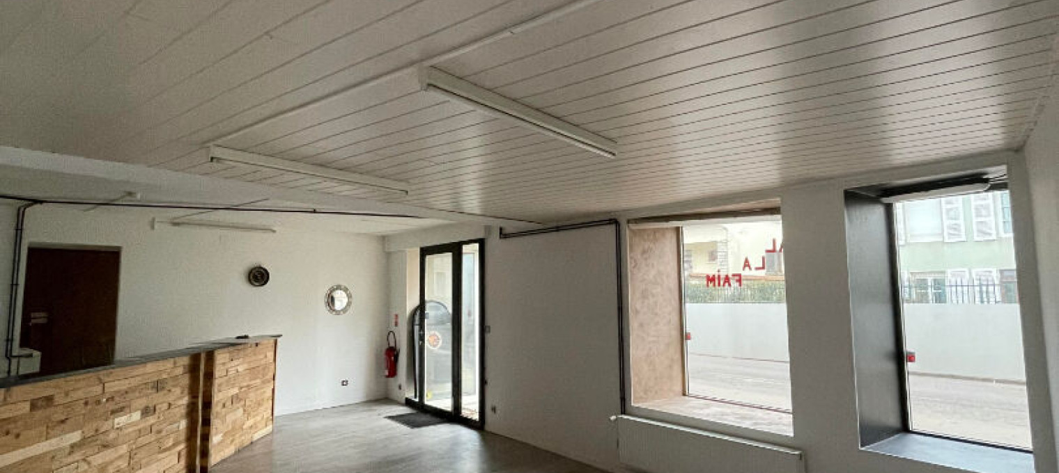 Inconnu Ã  
Dampierre Sur Salon