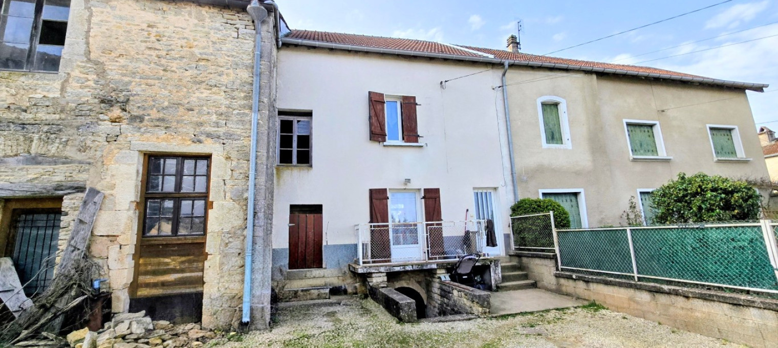 Maison Ã  
Champlitte